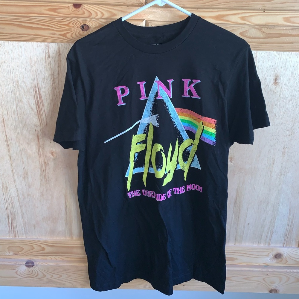 Pink Floyd “The Dark side of the moon” graphic tee shirt size M